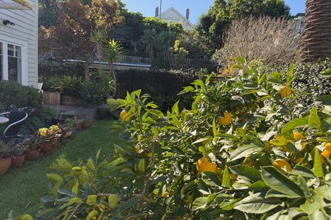 Photo of property in 10 Huia Street, Devonport, Auckland, 0624