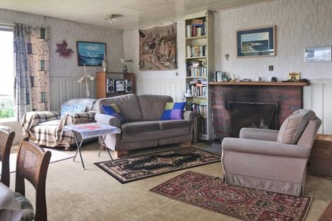 Photo of property in 3 Rimu Street, Kaka Point, 9271