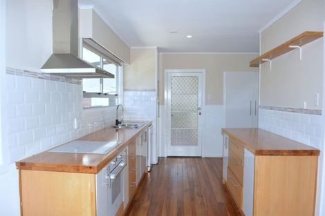 Photo of property in 52a Youngs Road, Papakura, 2110