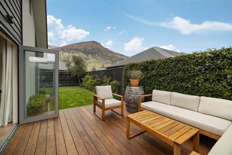 Photo of property in 5a Cone Peak Close, Lake Hayes, Queenstown, 9304