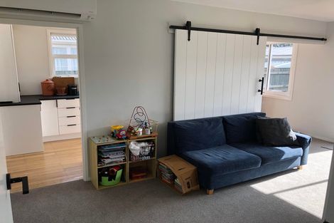 Photo of property in 11 Barton Grove, Naenae, Lower Hutt, 5011