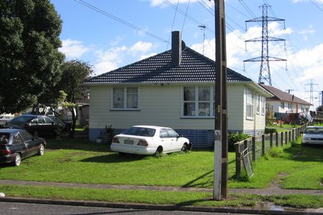Photo of property in 8 Ingram Crescent, Otara, Auckland, 2023
