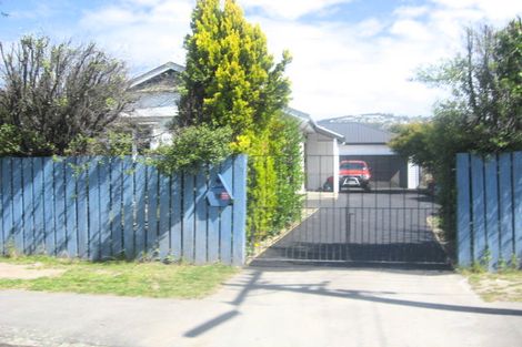 Photo of property in 16 Martin Avenue, Beckenham, Christchurch, 8023