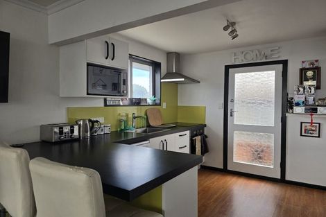 Photo of property in 6/161 Marine Parade, New Brighton, Christchurch, 8083