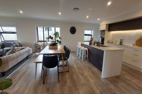 Photo of property in 12 Lily Way, Pyes Pa, Tauranga, 3112