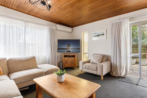 Photo of property in 218 Dickson Road, Papamoa Beach, Papamoa, 3118