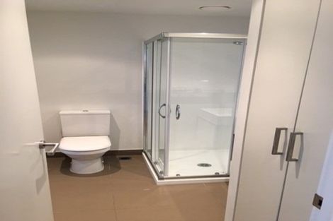 Photo of property in Queen's Residences, 2402/8 Airedale Street, Auckland Central, Auckland, 1010