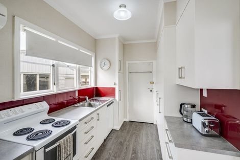 Photo of property in 48 Nuffield Avenue, Marewa, Napier, 4110