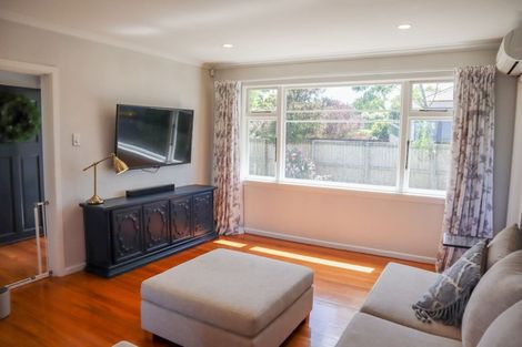 Photo of property in 170 Harewood Road, Papanui, Christchurch, 8053