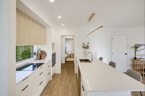 Photo of property in 9a Church Road, Taradale, Napier, 4112