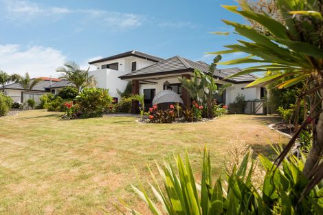 Photo of property in 22 Waimarama Close, Papamoa Beach, Papamoa, 3118