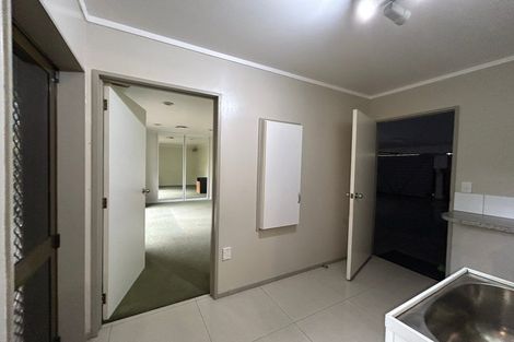 Photo of property in 70 Jack Paterson Road, Opaheke, Papakura, 2584