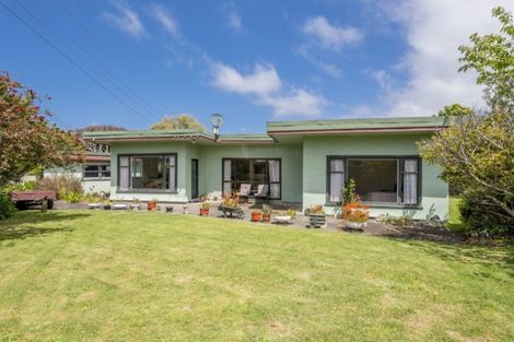 Photo of property in 36 Rangihiroa Street, Waikanae Beach, Waikanae, 5036