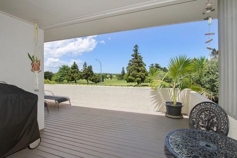 Photo of property in 27 Stella Drive, Clarks Beach, 2122