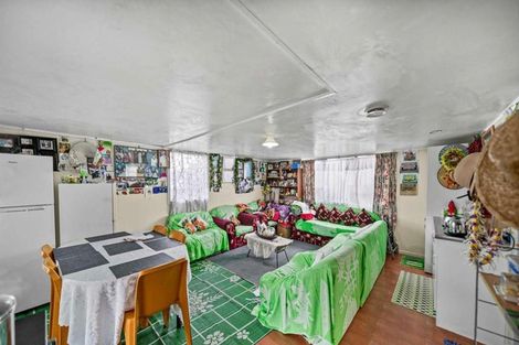 Photo of property in 22 Watchfield Close, Mangere, Auckland, 2022