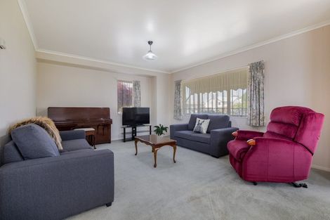 Photo of property in 98 Shakespeare Street, Leamington, Cambridge, 3432