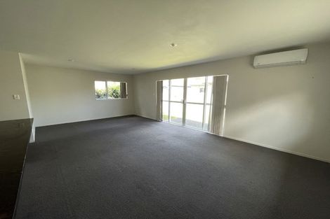 Photo of property in 4 Popokatea Drive, Takanini, 2112