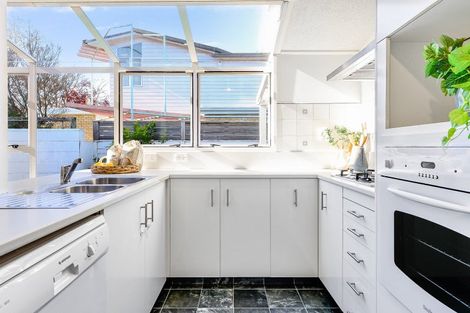 Photo of property in 12 Saint Pauls Road, Chartwell, Hamilton, 3210