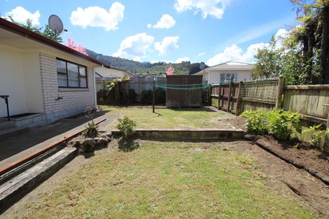 Photo of property in 1a Island View Road, Western Heights, Rotorua, 3015