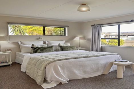 Photo of property in 1 Perry Crescent, Greenmeadows, Napier, 4112