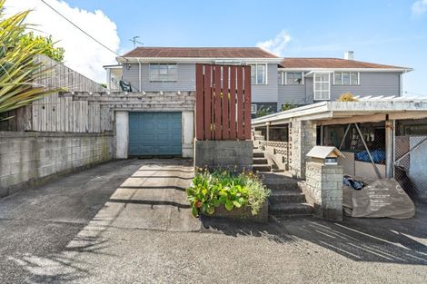 Photo of property in 2 Waiho Terrace, Elsdon, Porirua, 5022