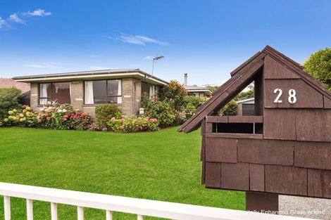 Photo of property in 28 Denise Crescent, Hornby, Christchurch, 8042
