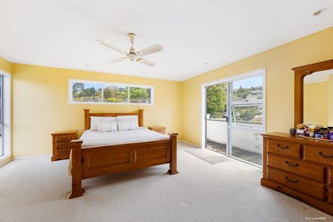 Photo of property in 10 Datura Place, Sunnynook, Auckland, 0620