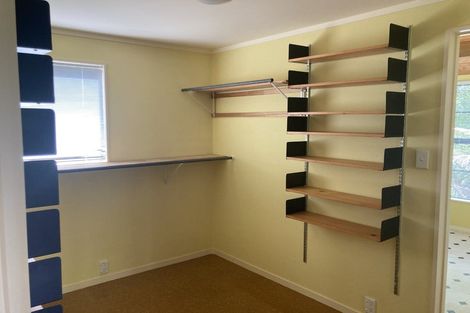 Photo of property in 16 Totara Drive, St Andrews, Hamilton, 3200