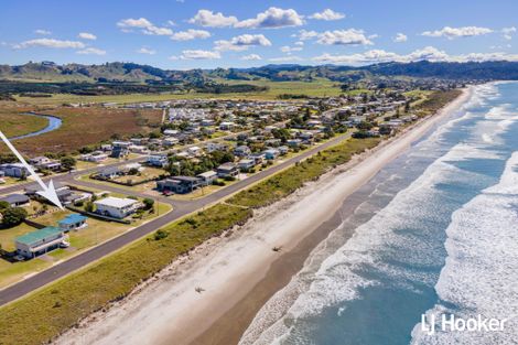 Photo of property in 96 Bway Road, Waihi Beach, 3611