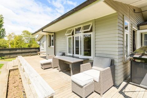 Photo of property in 21 Calico Line, Marton, 4710