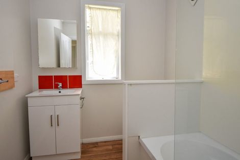 Photo of property in 56 Brooklyn Road, Carterton, 5713