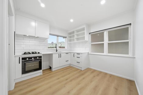 Photo of property in 2/62 Great South Road, Papatoetoe, Auckland, 2025
