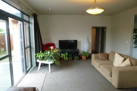 Photo of property in 94a Mackworth Street, Woolston, Christchurch, 8062