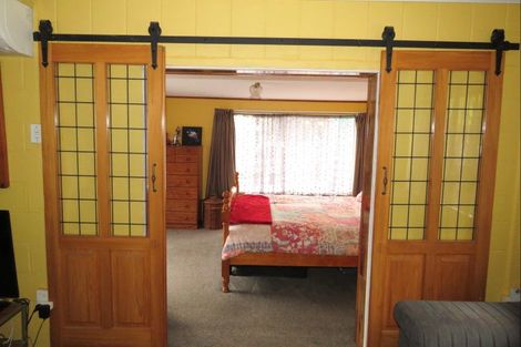 Photo of property in 20 Ramsay Street, Blacks Point, Reefton, 7830