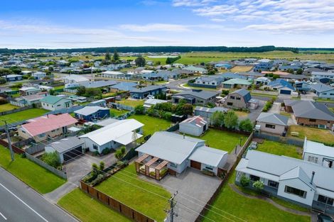 Photo of property in 99 Seabury Avenue, Foxton Beach, Foxton, 4815