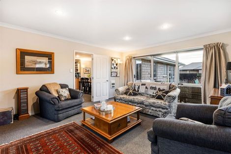 Photo of property in 31 Putake Drive, Parklands, Christchurch, 8083