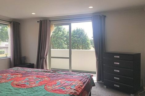 Photo of property in 30 Bruce Pulman Drive, Takanini, 2112