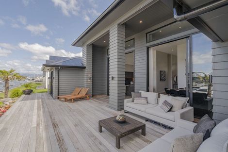 Photo of property in 13 Awatea Drive, Whitianga, 3510