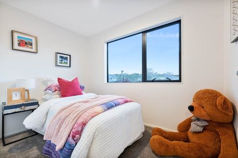 Photo of property in 57 Aranui Road, Mount Wellington, Auckland, 1060