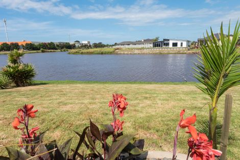 Photo of property in 22 Waimarama Close, Papamoa Beach, Papamoa, 3118