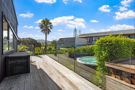 Photo of property in 34 Omaha Drive, Omaha, 0986