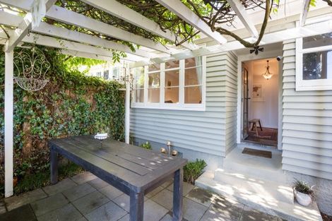 Photo of property in 2 Onslow Street, Hamilton East, Hamilton, 3216