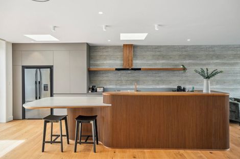 Photo of property in 27 Rubus Street, Wanaka, 9382