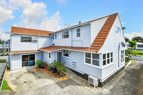 Photo of property in 43 Mckean Avenue, Manurewa, Auckland, 2102