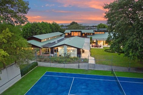 Photo of property in 280 Queen Elizabeth Ii Drive, Mairehau, Christchurch, 8052