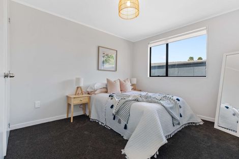 Photo of property in 2/26 Landscape Road, Papatoetoe, Auckland, 2025