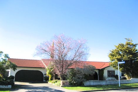 Photo of property in 13 Durham Drive, Havelock North, 4130