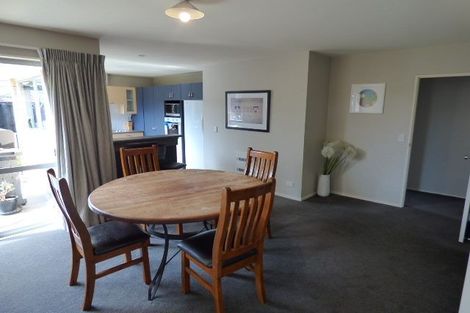 Photo of property in 31 Coolspring Way, Redwood, Christchurch, 8051