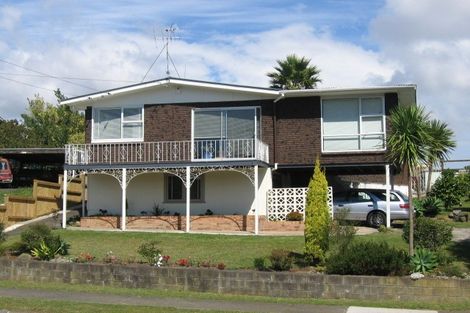 Photo of property in 54 Cardiff Road, Pakuranga, Auckland, 2010