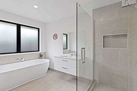 Photo of property in 18 Broomleigh Drive, Rolleston, 7615